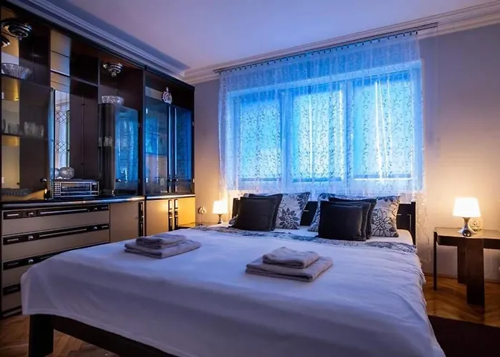 Isabel Apartamento *